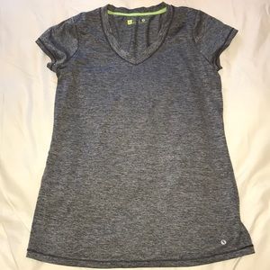 Short sleeve workout Shirt